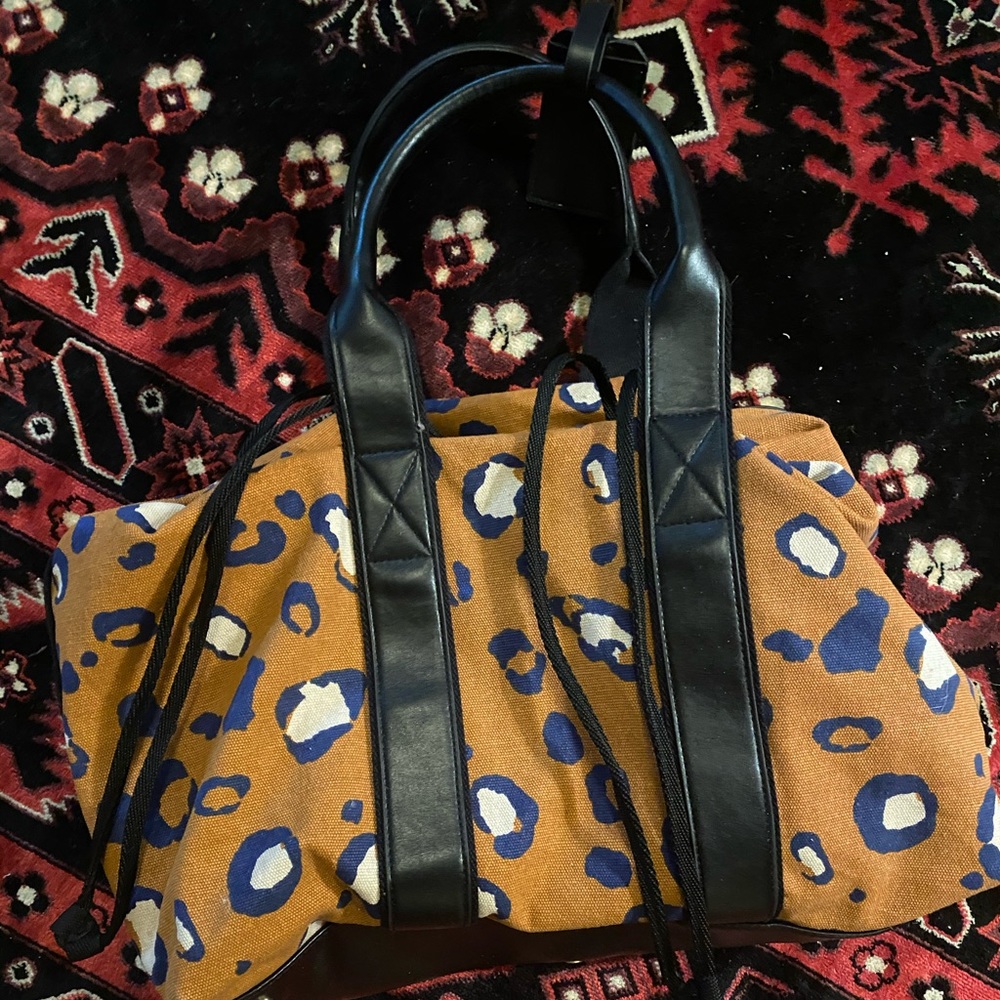 Tote